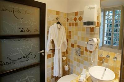 Hotel Le Couvent Royal Saint-Maximin–la-Sainte-Baume