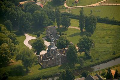 Schlossruine Hertefeld Hotel Weeze