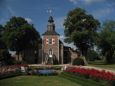 Schlossruine Hertefeld Hotel Weeze