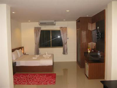 Suite Dreams Hotel