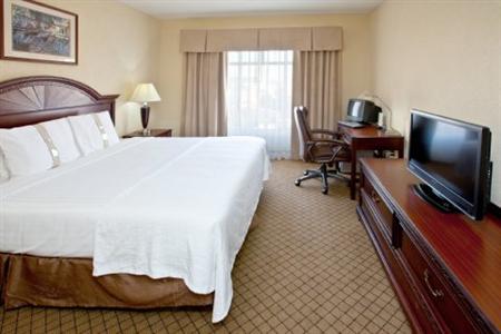 Holiday Inn Hotel & Suites Huntington (West Virginia)