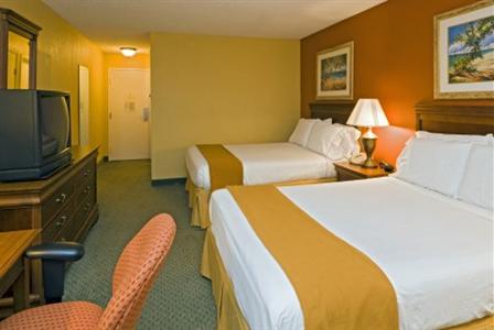 Holiday Inn Express Miami Springs