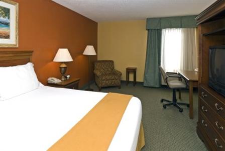 Holiday Inn Express Miami Springs