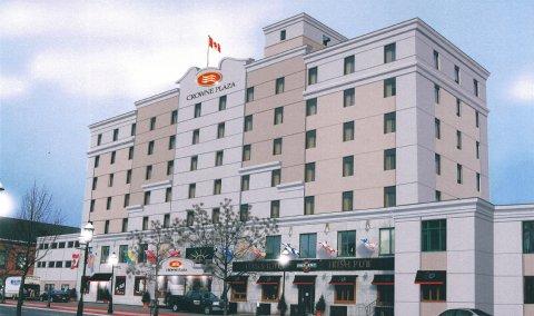 Crowne Plaza Lord Beaverbrook Hotel