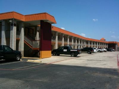 Americas Best Value Inn And Suites Denton