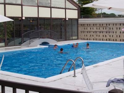 Holiday Inn Airport West Saint Louis Earth City