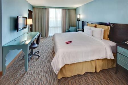 Crowne Plaza Glen Ellyn Lombard