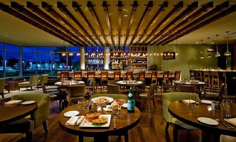 Crowne Plaza Glen Ellyn Lombard