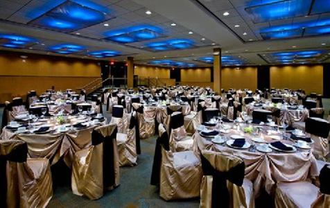 Crowne Plaza Glen Ellyn Lombard