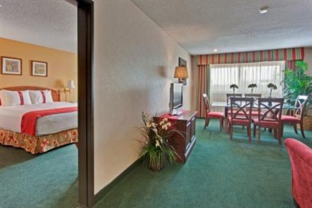 Holiday Inn Santa Ana-Orange County Airport