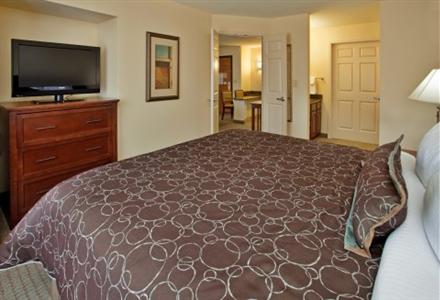 Staybridge Suites Kansas City - Independence