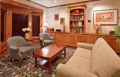 Staybridge Suites Kansas City - Independence