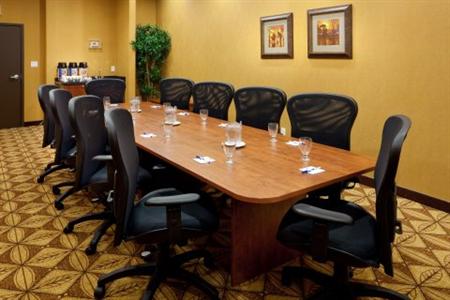 Holiday Inn Express Hotel & Suites Bowmanville