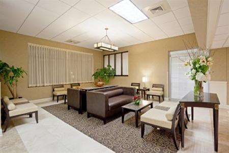 Holiday Inn Hotel & Suites Marlboro