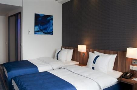 Holiday Inn Express Bremen Airport