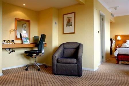 Holiday Inn North Edinburgh