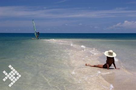 Volivoli Beach