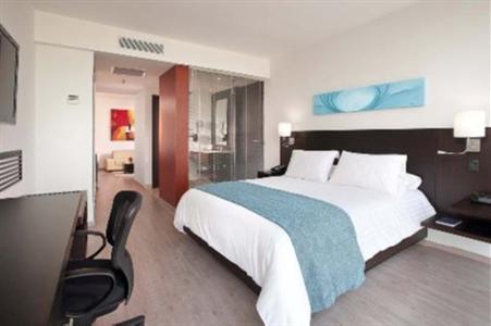 Smart Suites Royal