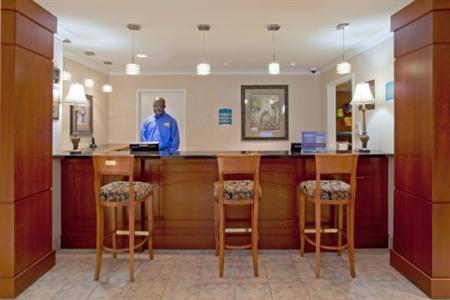 Staybridge Suites Houston-Near The Galleria