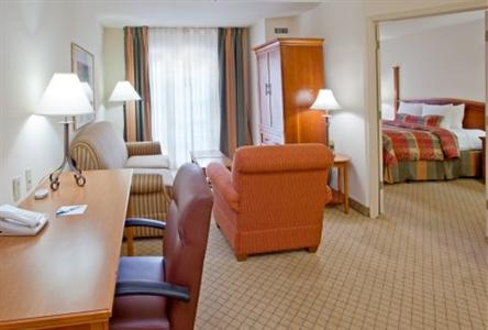 Staybridge Suites Houston-Near The Galleria