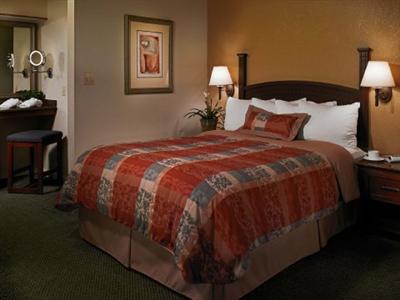 Staybridge Suites Houston-Near The Galleria