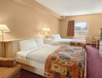 Howard Johnson Inn Leamington