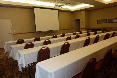 Country Inn & Suites Bountiful