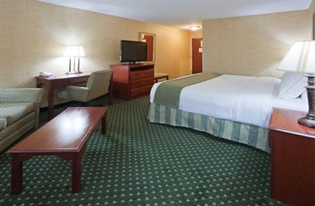 Holiday Inn Express Hotel & Suites Rapid City