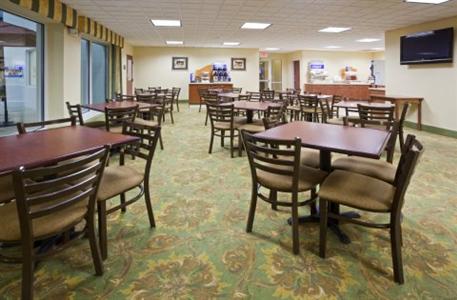 Holiday Inn Express Hotel & Suites Rapid City