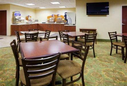 Holiday Inn Express Hotel & Suites Rapid City