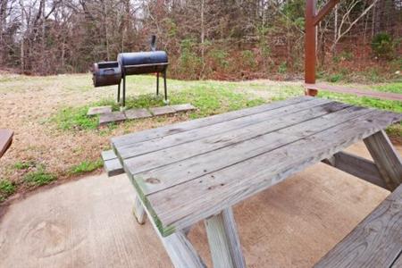 Holiday Inn Express Palestine