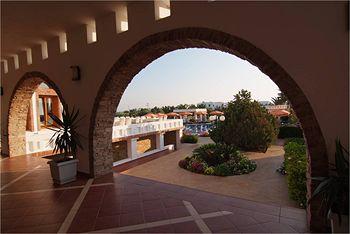 Porto Naxos Hotel