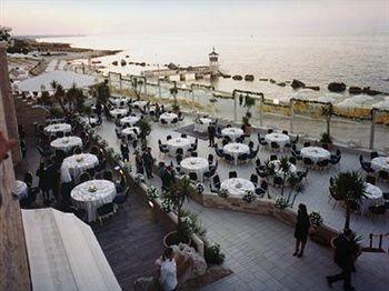 Grand Hotel Riva del Sole