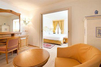 Alpen Suite Hotel