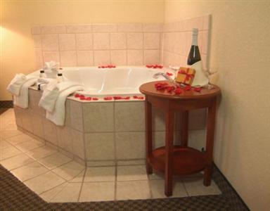 Holiday Inn Hotel & Suites Raleigh - Cary