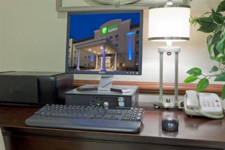 Holiday Inn Express Evansville West