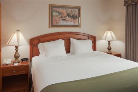 Holiday Inn Express Hotel & Suites Bryan Montpelier Holiday City