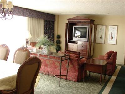 Holiday Inn Select Memphis-East Poplar & I-240