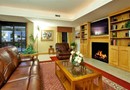 Holiday Inn Express Hotel and Suites Petersburg / Dinwiddie