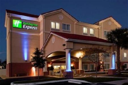 Holiday Inn Express Tampa North - Telecom Park