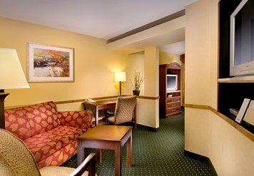 Fairfield Inn & Suites Waco North