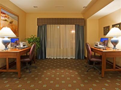 Holiday Inn Express Hotel & Suites Winona