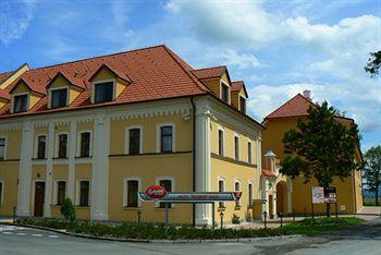 Spa Wellness Hotel Kazduv Dvur Skalna