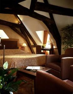 La Cote Saint Jacques Hotel Joigny