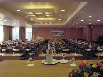 Holiday Inn Athens - Attica Avenue