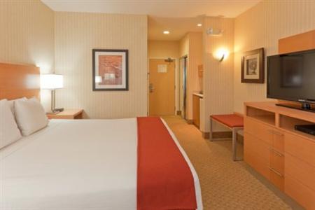 Holiday Inn Express Hotel & Suites Pacifica