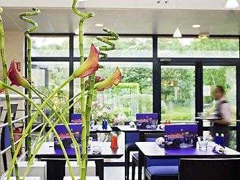 Novotel Orleans Charbonniere