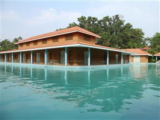 Saj Earth Resort