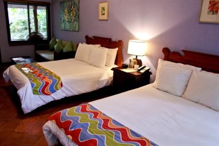 Bahia Del Sol Beach Front Hotel & Suites