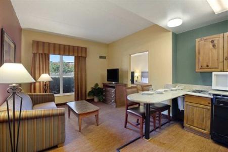 Homewood Suites by Hilton Phoenix-Metro Center